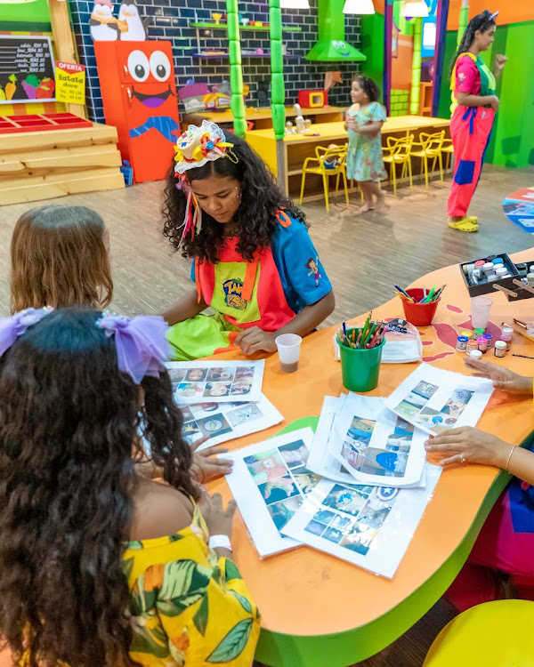 Atividade infantil na Take Kids